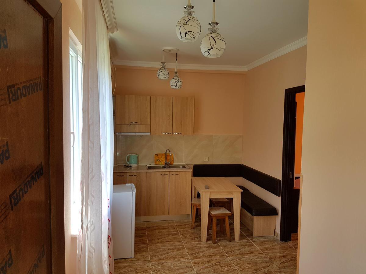 Apartment Nodmax Ureki Kültér fotó