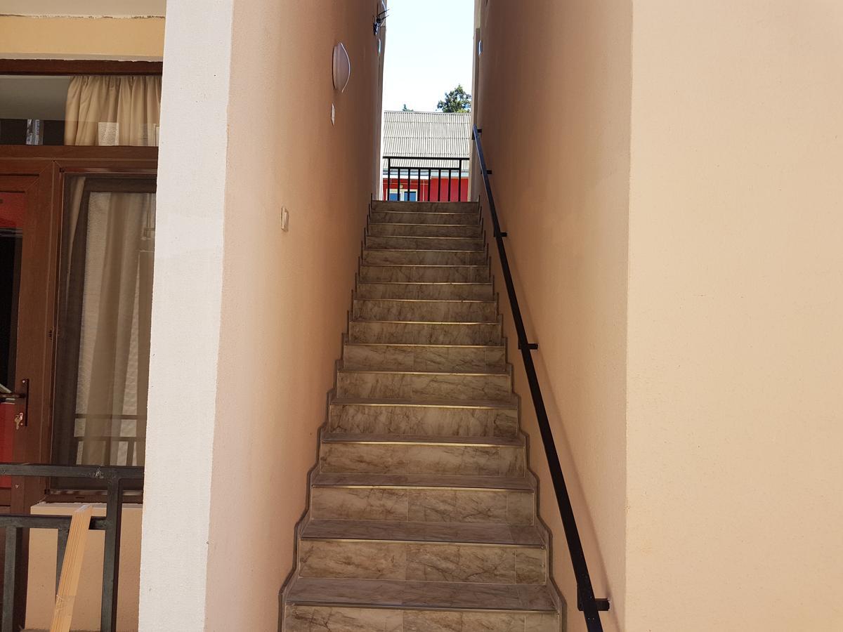 Apartment Nodmax Ureki Kültér fotó